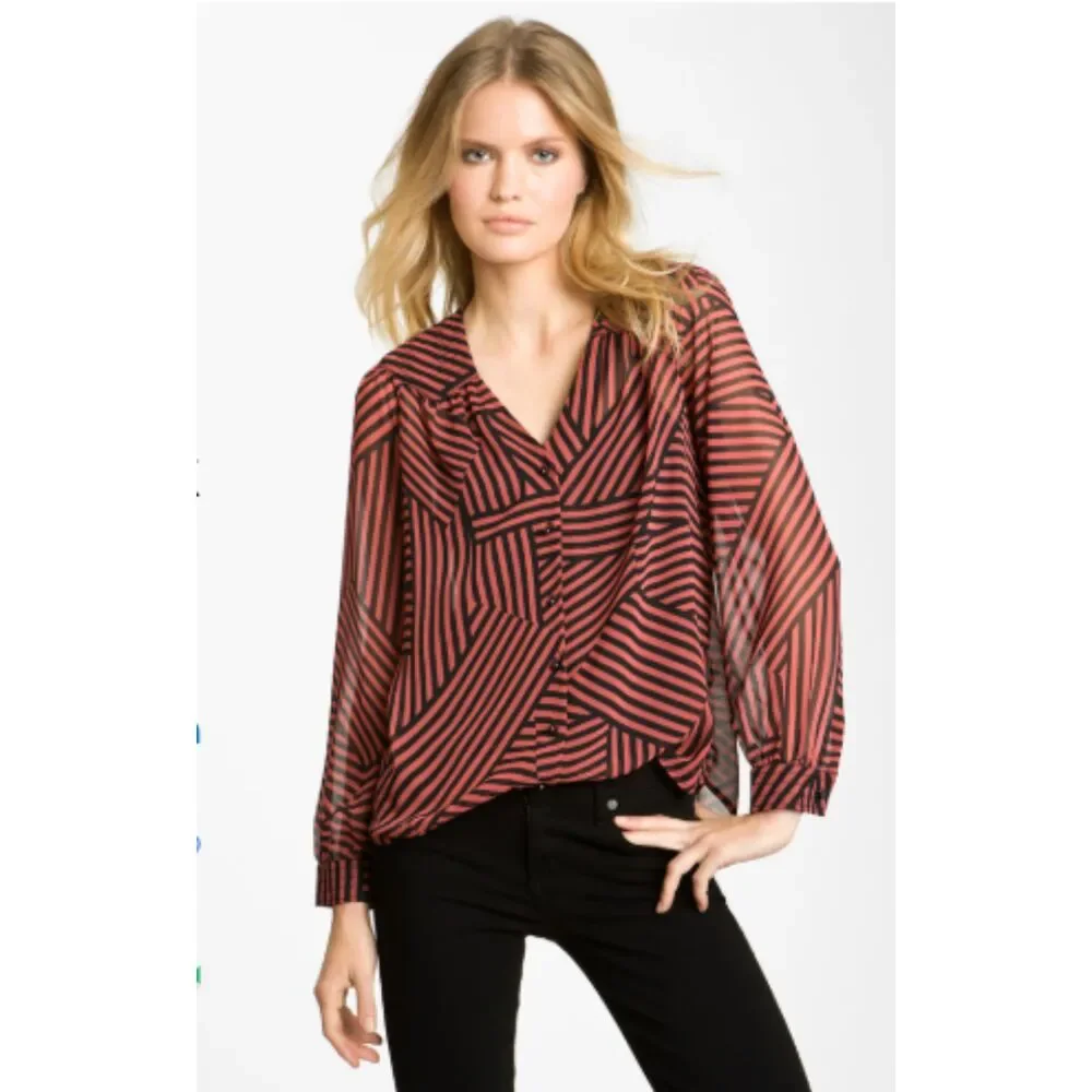 Bellatrix Sheer Button Up VNeck Blouse M Date Night Girls Night Office Geometric - Picture 1 of 7